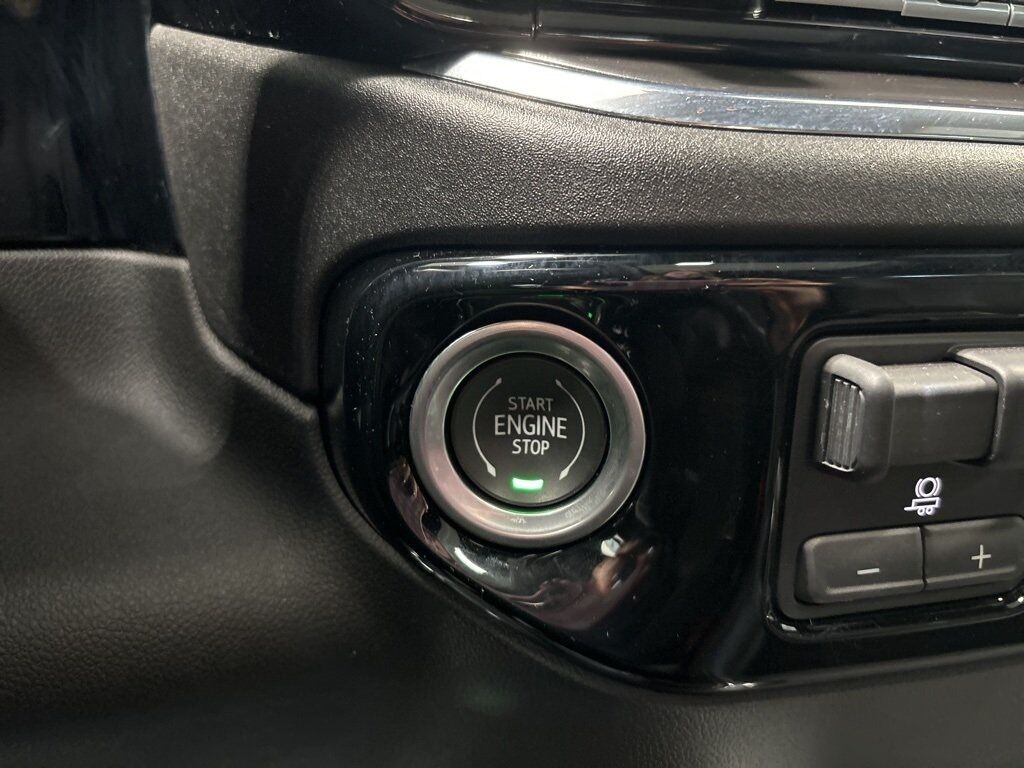 2024 Chevrolet Silverado 2500HD 4x4 Crew Cab High Country Fond du Lac WI