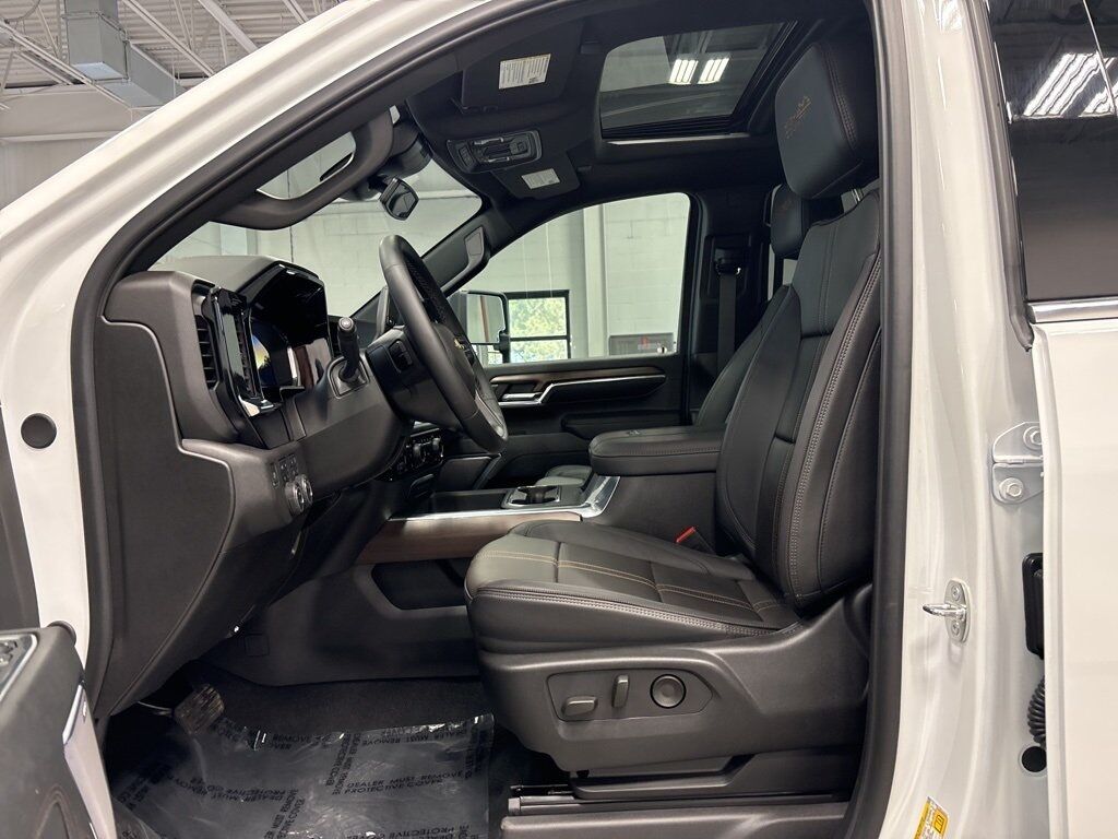 2024 Chevrolet Silverado 2500HD 4x4 Crew Cab High Country Fond du Lac WI