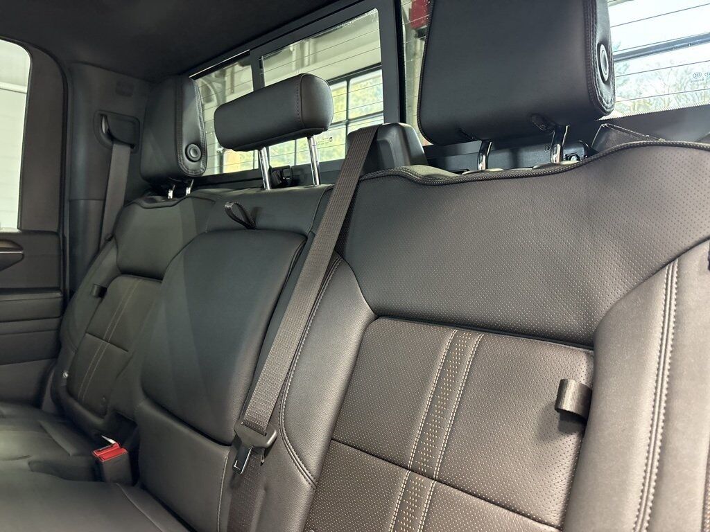 2024 Chevrolet Silverado 2500HD 4x4 Crew Cab High Country Fond du Lac WI