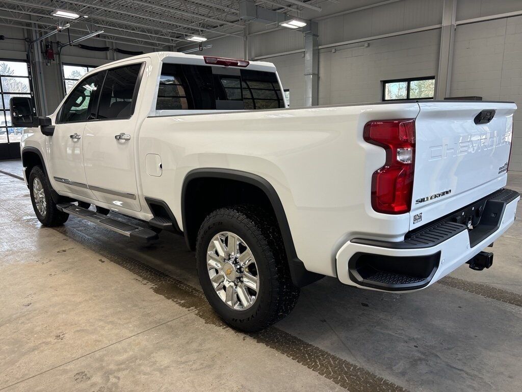 2024 Chevrolet Silverado 2500HD 4x4 Crew Cab High Country Fond du Lac WI