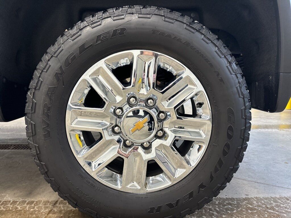 2024 Chevrolet Silverado 2500HD 4x4 Crew Cab High Country Fond du Lac WI