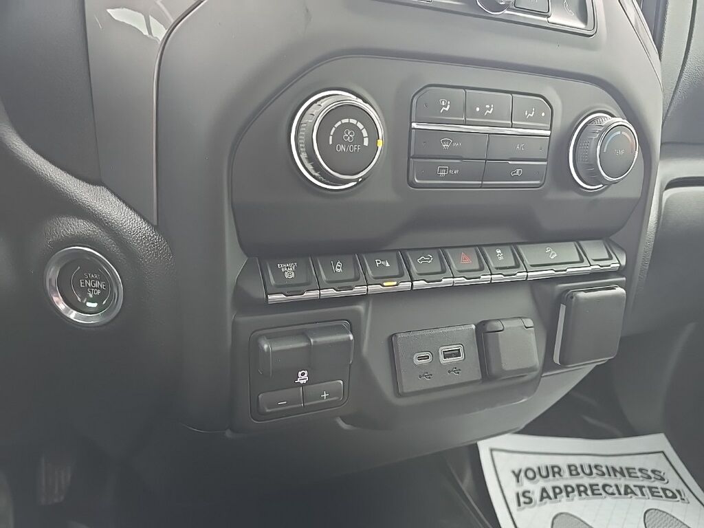 2024 Chevrolet Silverado 3500HD 4x4 Crew Cab Work Truck SRW Fond du Lac WI 2024 Chevrolet Silverado 3500HD 4x4 Crew Cab Work Truck SRW Fond du Lac WI