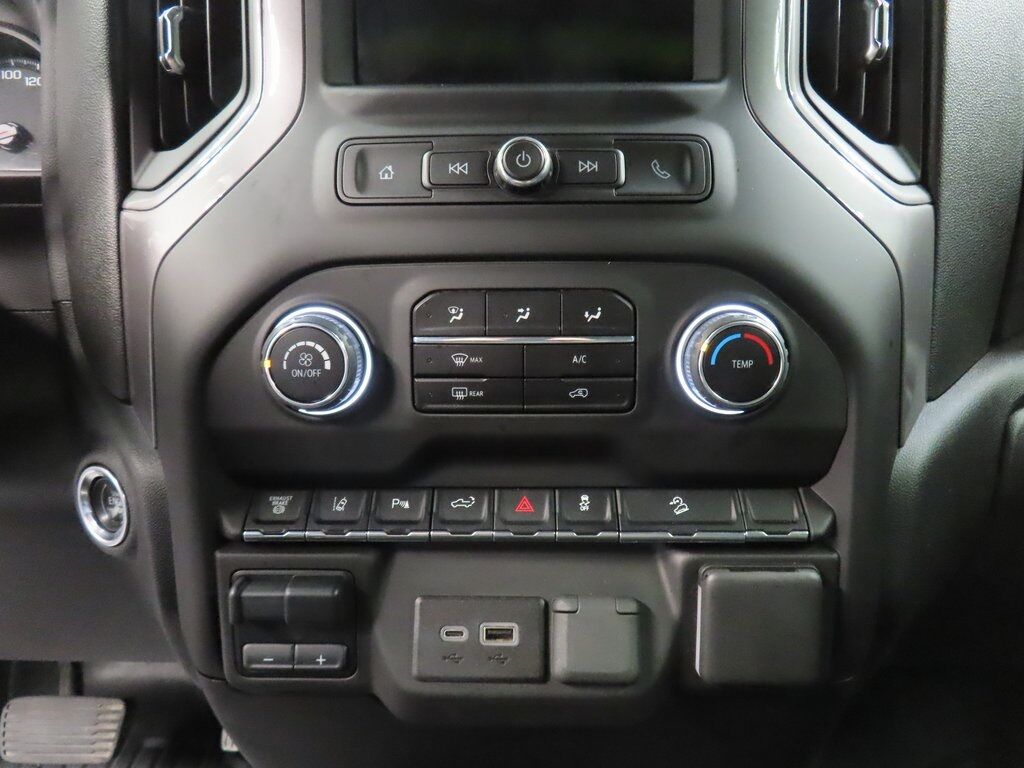 2024 Chevrolet Silverado 3500HD 4x4 Crew Cab Work Truck SRW Fond du Lac WI 2024 Chevrolet Silverado 3500HD 4x4 Crew Cab Work Truck SRW Fond du Lac WI