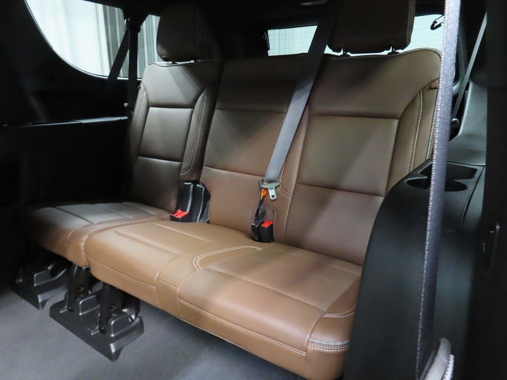 2024 Chevrolet Suburban High Country 4WD Fond du Lac WI 2024 Chevrolet Suburban High Country 4WD Fond du Lac WI