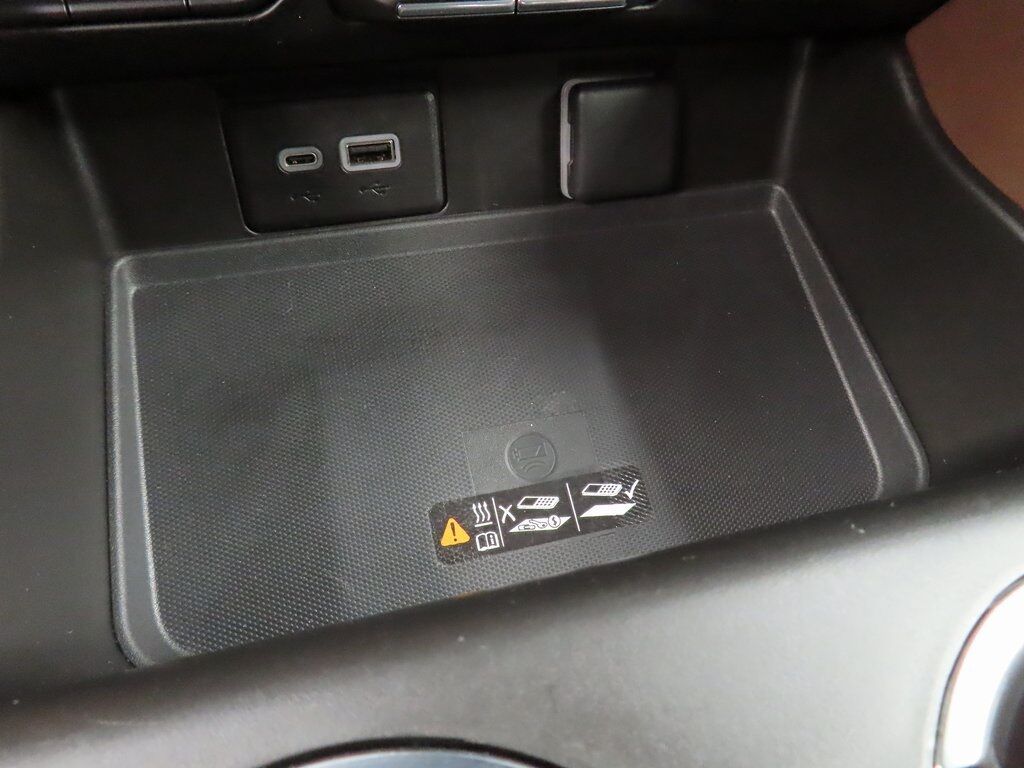 2024 Chevrolet Suburban High Country 4WD Fond du Lac WI 2024 Chevrolet Suburban High Country 4WD Fond du Lac WI