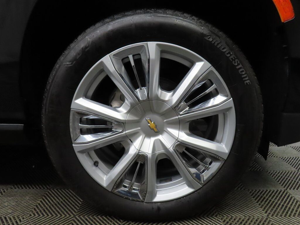 2024 Chevrolet Suburban High Country 4WD Fond du Lac WI 2024 Chevrolet Suburban High Country 4WD Fond du Lac WI