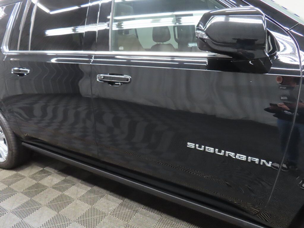 2024 Chevrolet Suburban High Country 4WD Fond du Lac WI 2024 Chevrolet Suburban High Country 4WD Fond du Lac WI