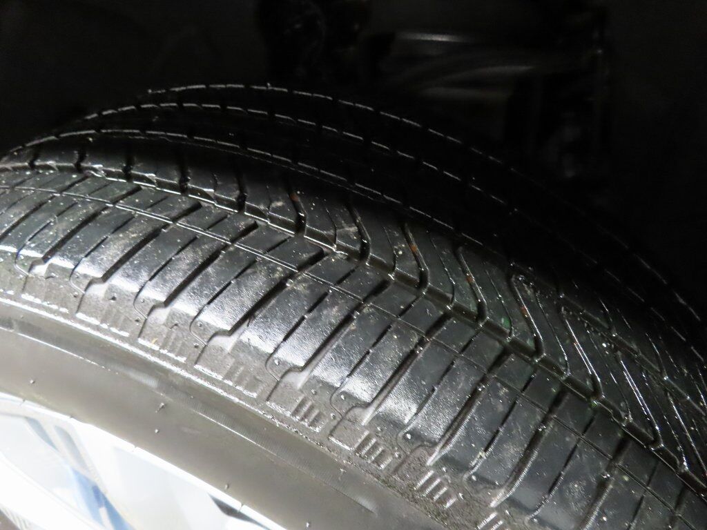 2024 Chevrolet Suburban High Country 4WD Fond du Lac WI 2024 Chevrolet Suburban High Country 4WD Fond du Lac WI