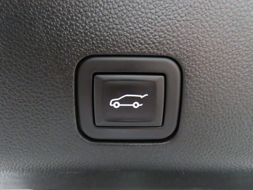 2024 Chevrolet Suburban High Country 4WD Fond du Lac WI 2024 Chevrolet Suburban High Country 4WD Fond du Lac WI