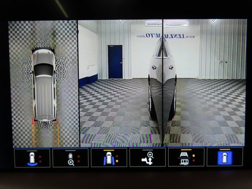 2024 Chevrolet Suburban High Country 4WD Fond du Lac WI 2024 Chevrolet Suburban High Country 4WD Fond du Lac WI