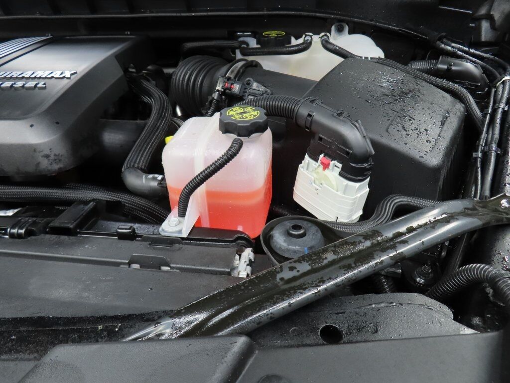 2024 Chevrolet Suburban High Country 4WD Fond du Lac WI 2024 Chevrolet Suburban High Country 4WD Fond du Lac WI