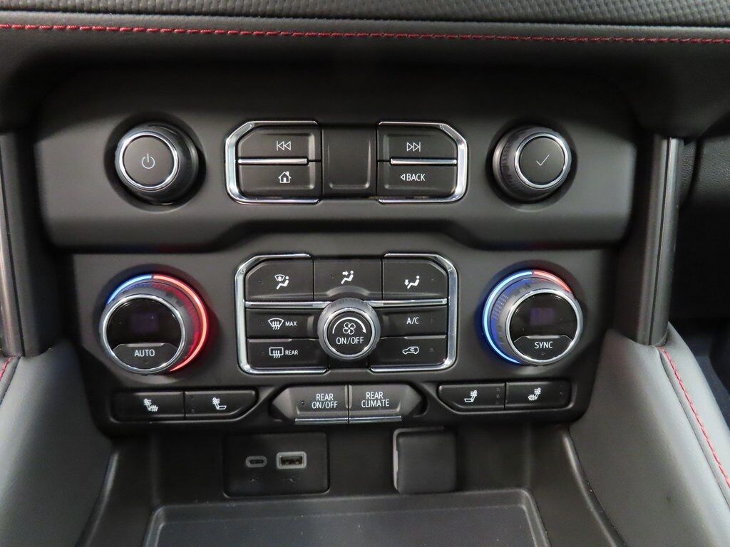 2024 Chevrolet Suburban RST 4WD Fond du Lac WI 2024 Chevrolet Suburban RST 4WD Fond du Lac WI