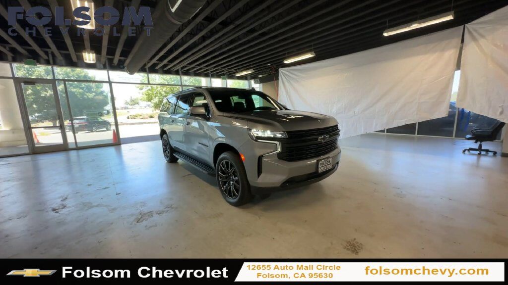 2024 Chevrolet Suburban RST 2024 Chevrolet Suburban RST