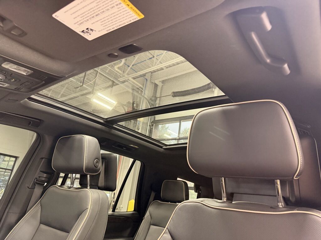 2024 Chevrolet Tahoe Premier 4WD Minocqua WI 2024 Chevrolet Tahoe Premier 4WD Minocqua WI