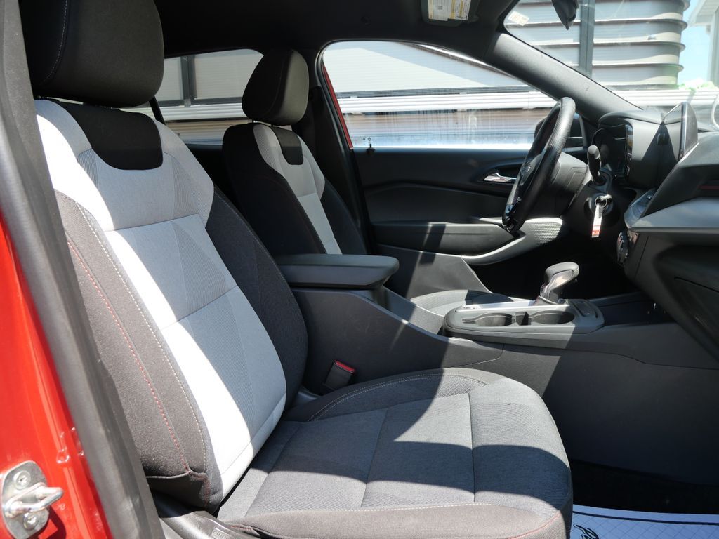 2024 Chevrolet Trax 1RS Mt Pleasant MI
