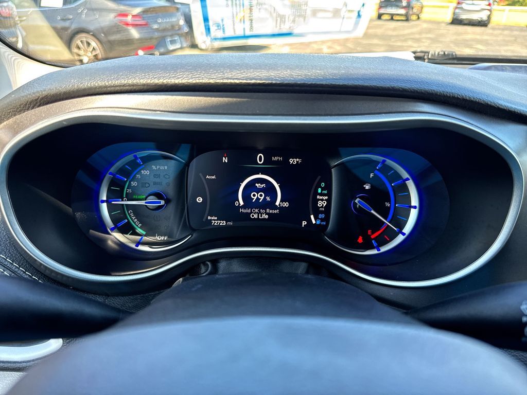 2024 Chrysler Pacifica Hybrid Select Oklahoma City OK