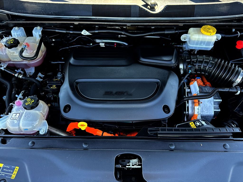 2024 Chrysler Pacifica Hybrid Select Oklahoma City OK