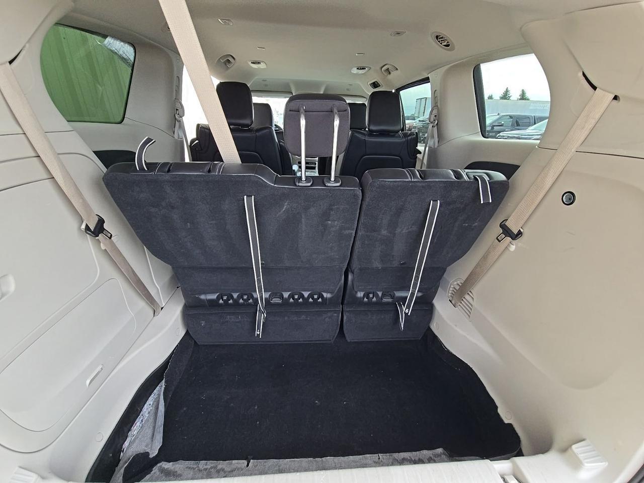 2024 Chrysler Pacifica Hybrid Select Watertown SD 2024 Chrysler Pacifica Hybrid Select Watertown SD