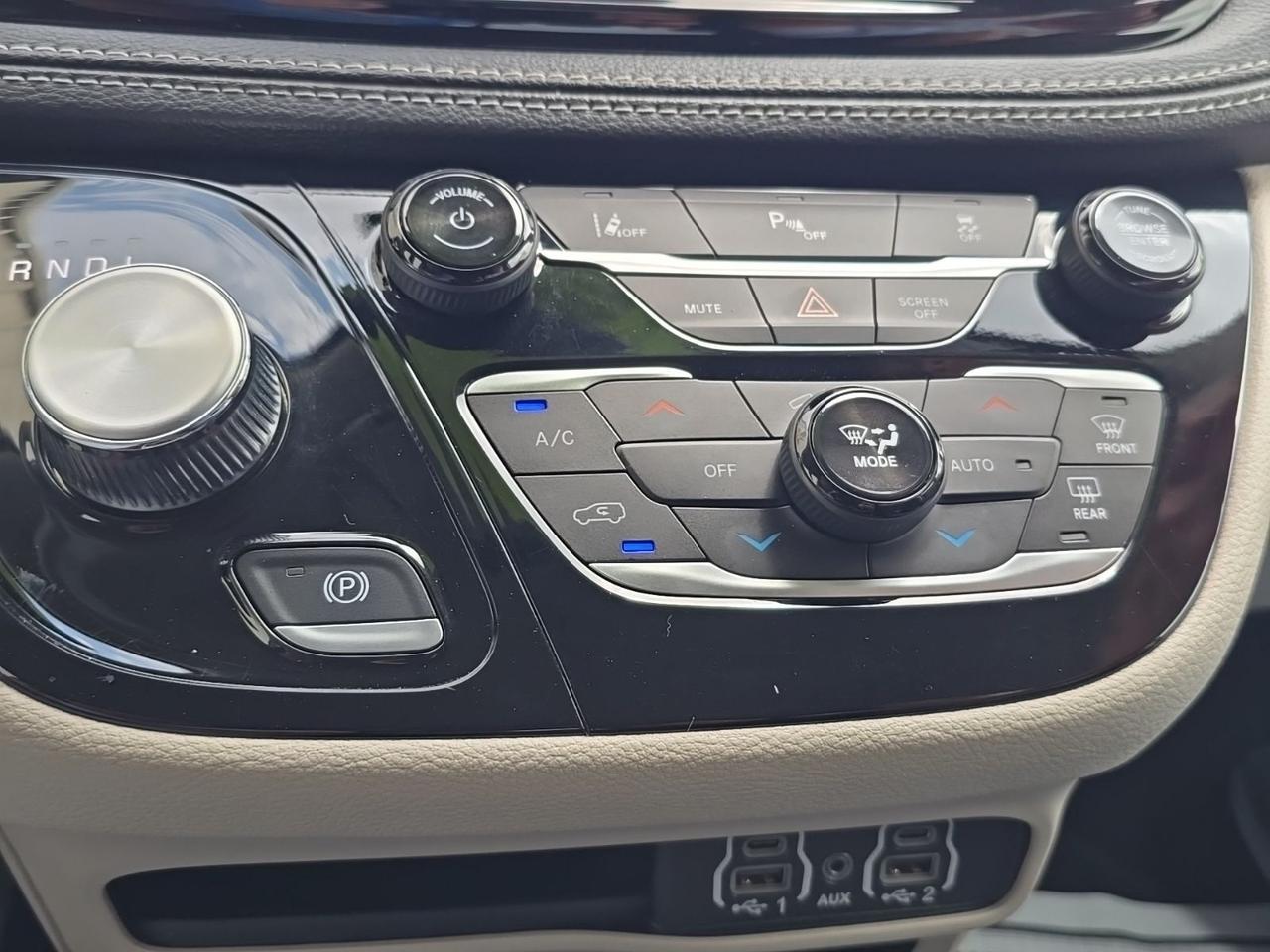 2024 Chrysler Pacifica Hybrid Select Watertown SD 2024 Chrysler Pacifica Hybrid Select Watertown SD