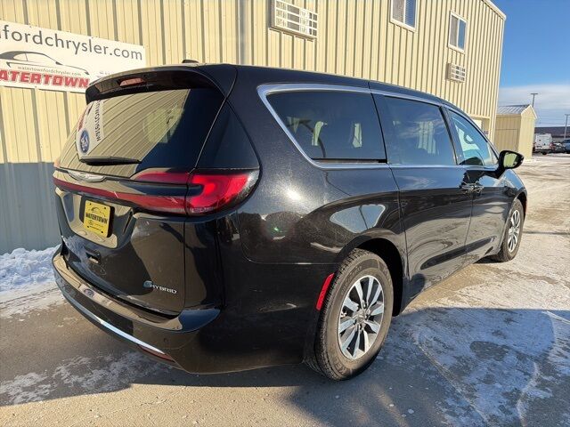 2024 Chrysler Pacifica Hybrid Select Watertown SD 2024 Chrysler Pacifica Hybrid Select Watertown SD