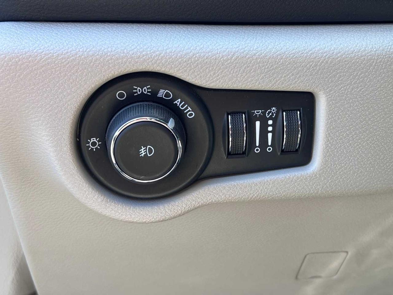 2024 Chrysler Pacifica Touring L Irving TX
