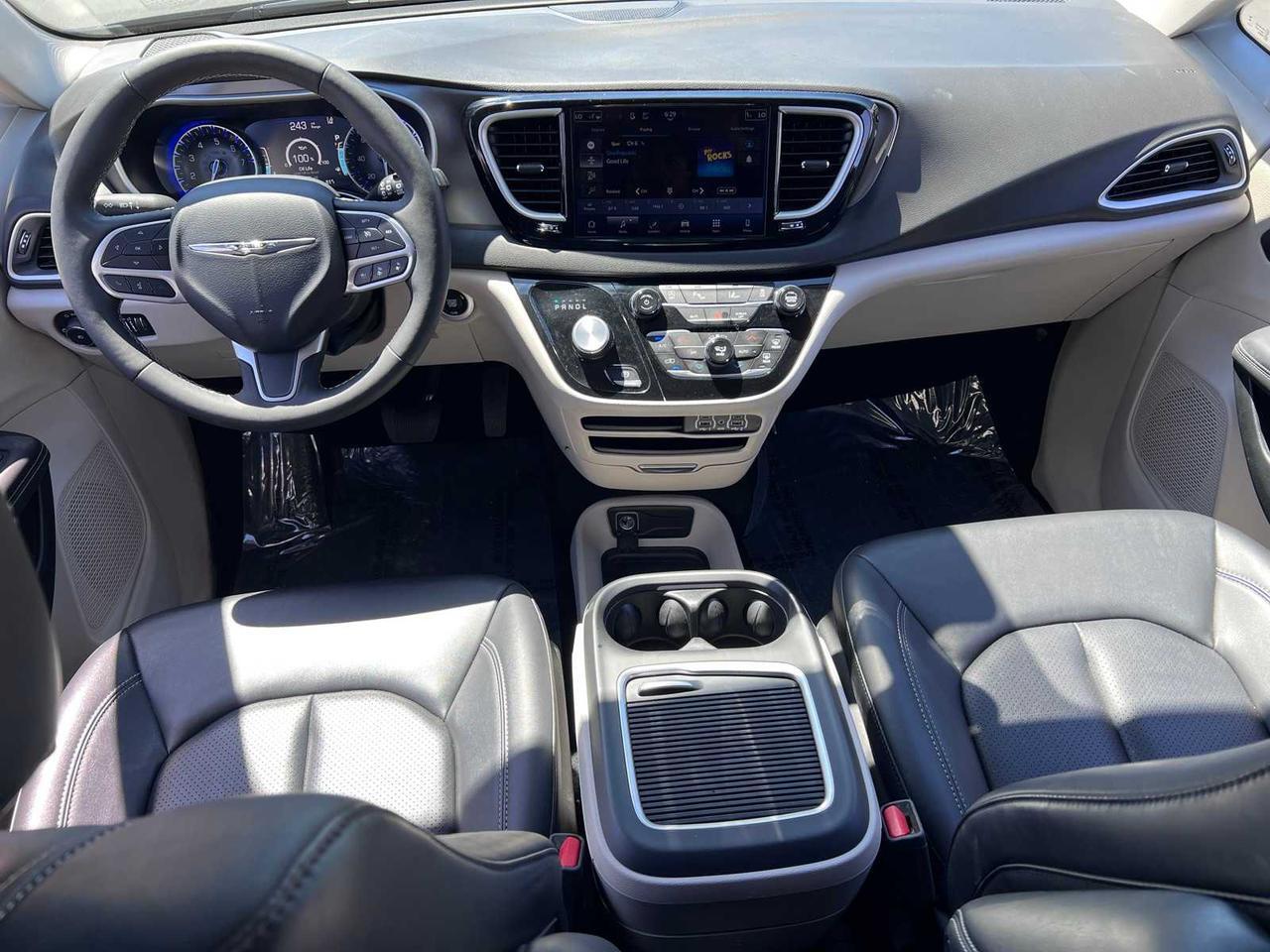 2024 Chrysler Pacifica Touring L Irving TX