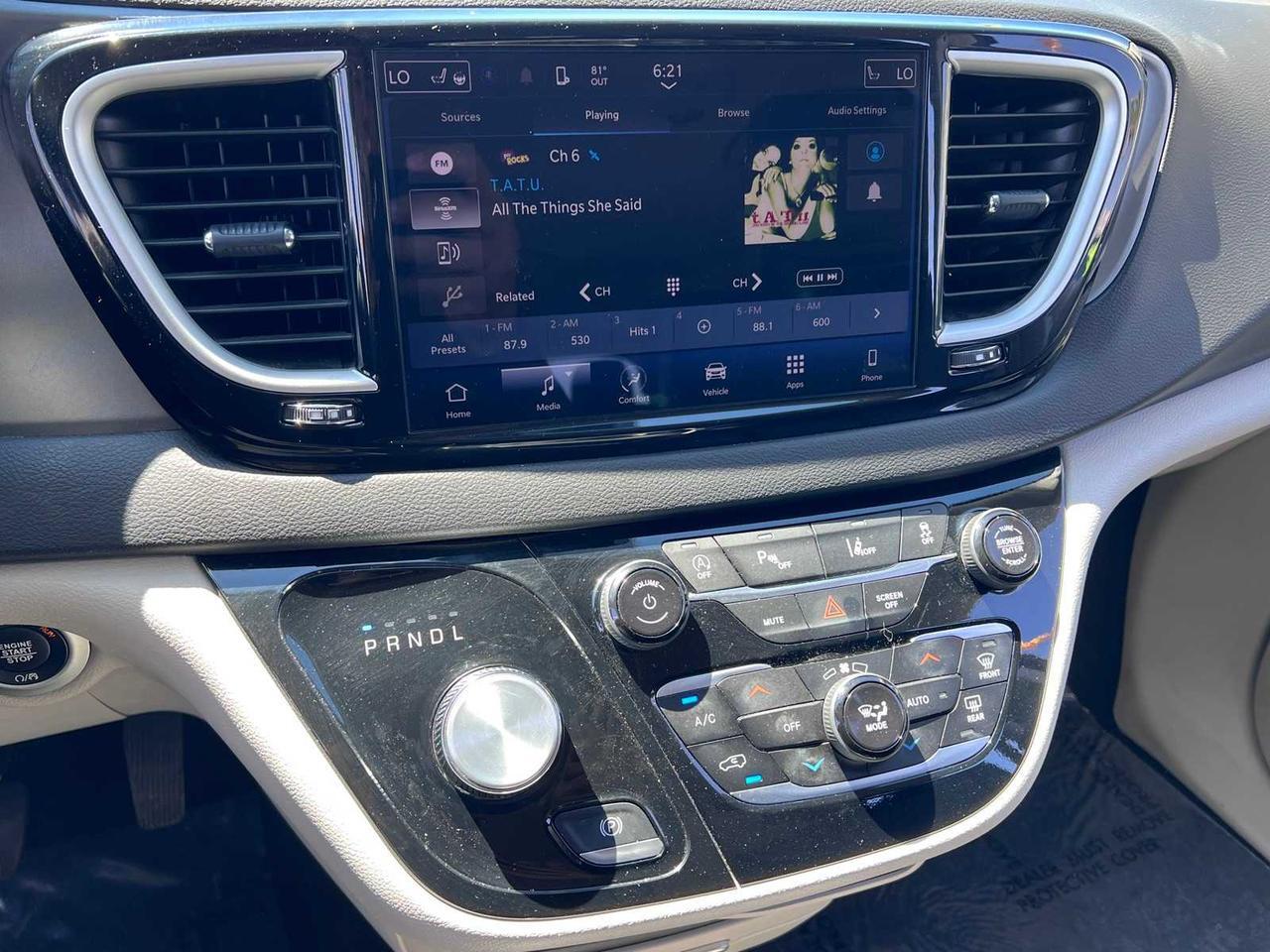 2024 Chrysler Pacifica Touring L Irving TX