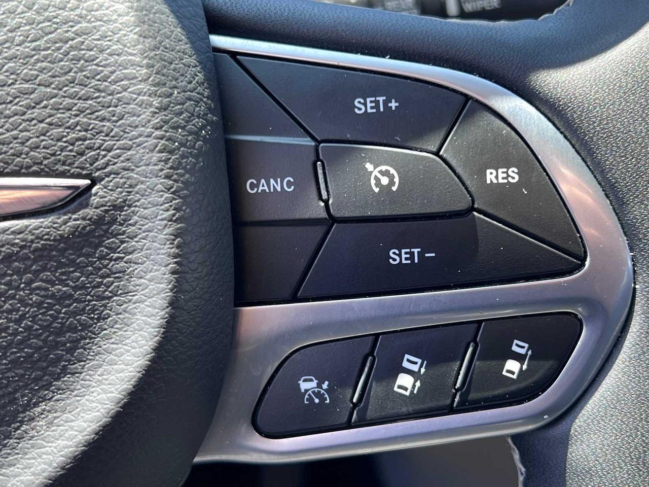 2024 Chrysler Pacifica Touring L Irving TX