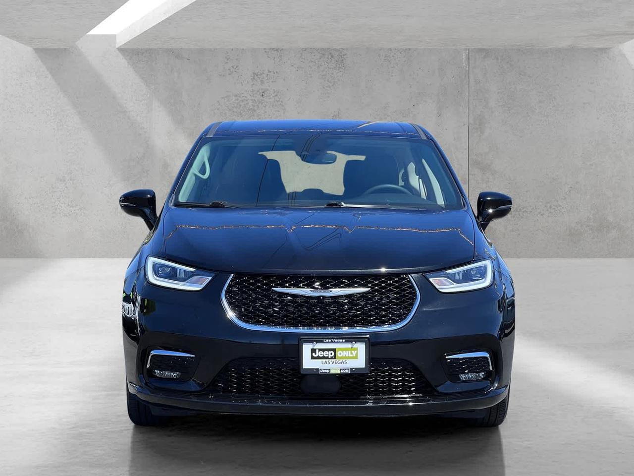 2024 Chrysler Pacifica Touring L Irving TX