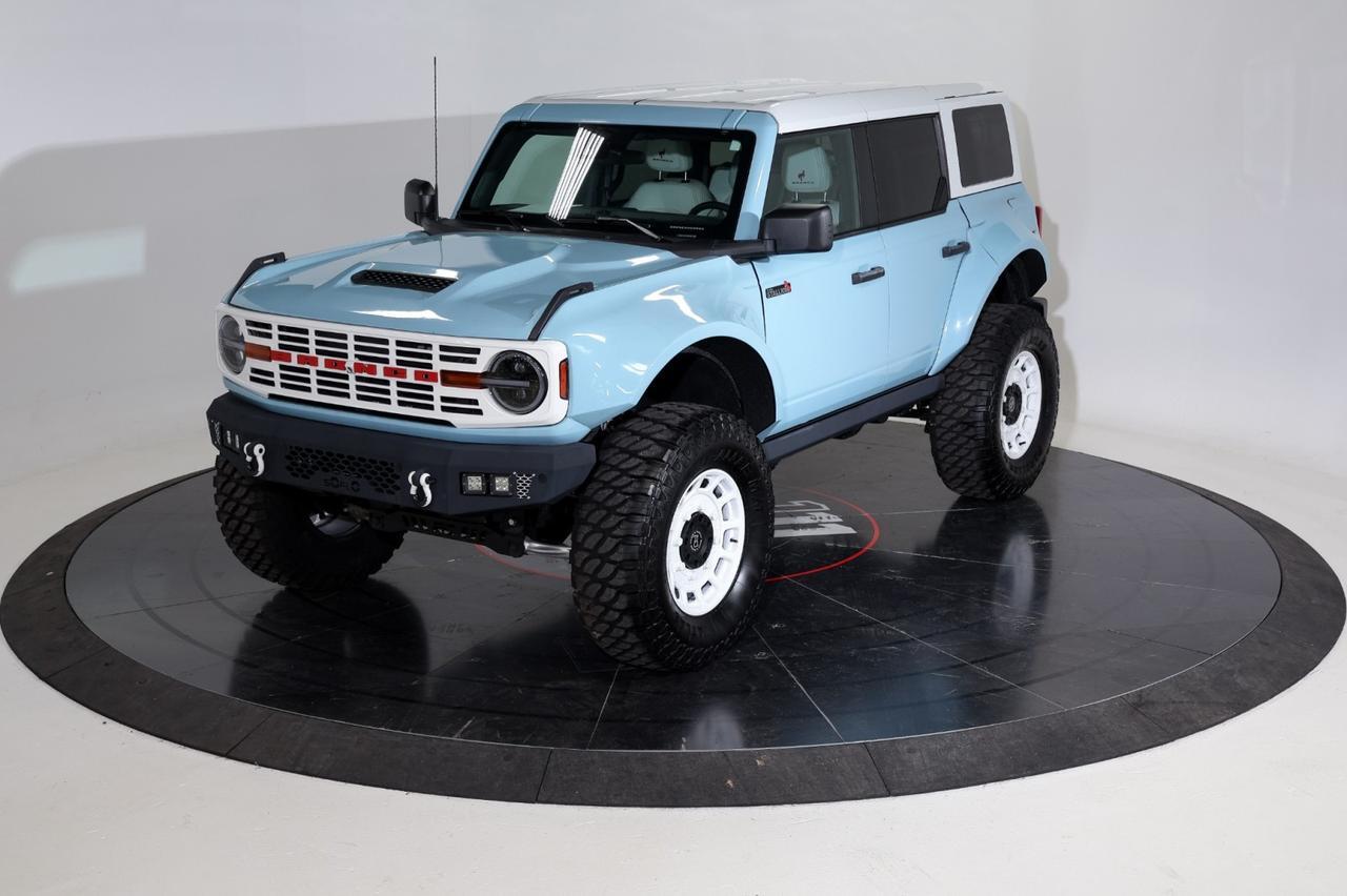 2024 Ford Bronco SO FLO CUSTOMS / Big Bend/ 40 wheels/ Diamond stich leather 2024 Ford Bronco SO FLO CUSTOMS / Big Bend/ 40 wheels/ Diamond stich leather