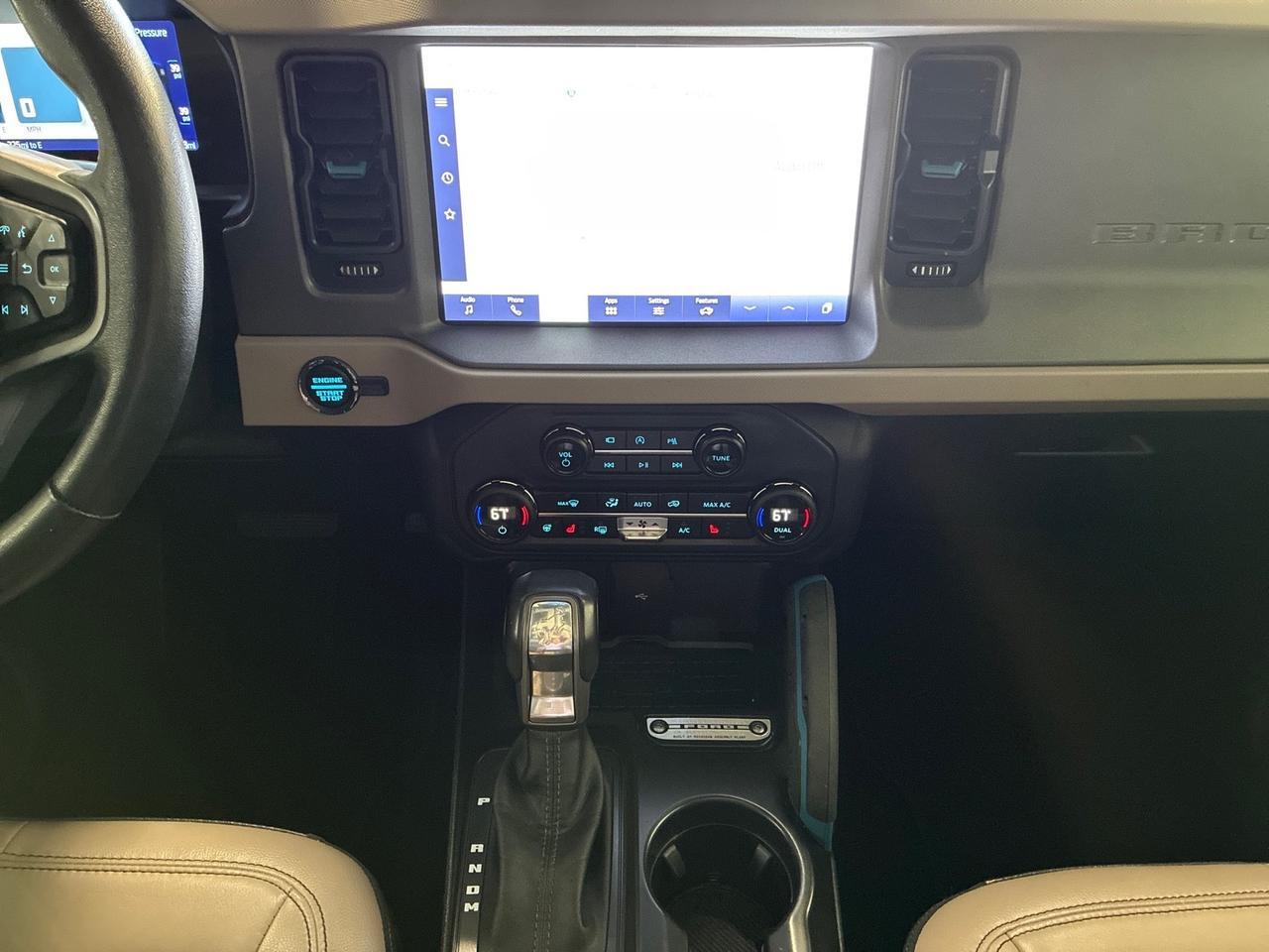 2024 Ford Bronco Wildtrak, High/Luxury Pkg, Black Painted Hard Top, Tube Step Houston TX 2024 Ford Bronco Wildtrak, High/Luxury Pkg, Black Painted Hard Top, Tube Step Houston TX