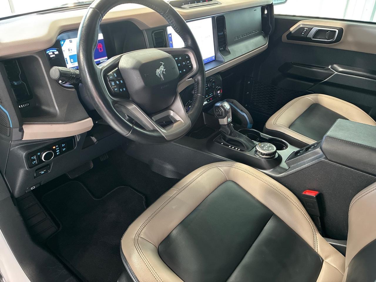 2024 Ford Bronco Wildtrak, High/Luxury Pkg, Black Painted Hard Top, Tube Step Houston TX 2024 Ford Bronco Wildtrak, High/Luxury Pkg, Black Painted Hard Top, Tube Step Houston TX