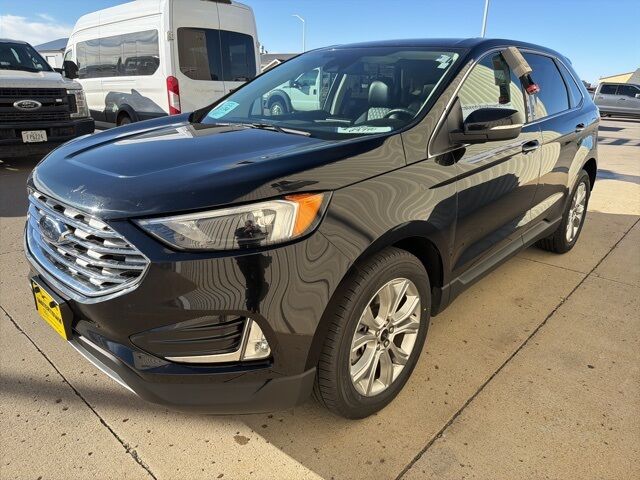 2024 Ford Edge Titanium Watertown SD 2024 Ford Edge Titanium Watertown SD