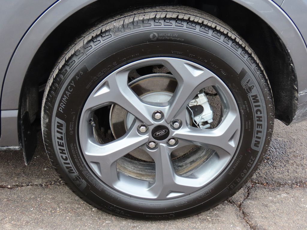 2024 Ford Escape ST-Line