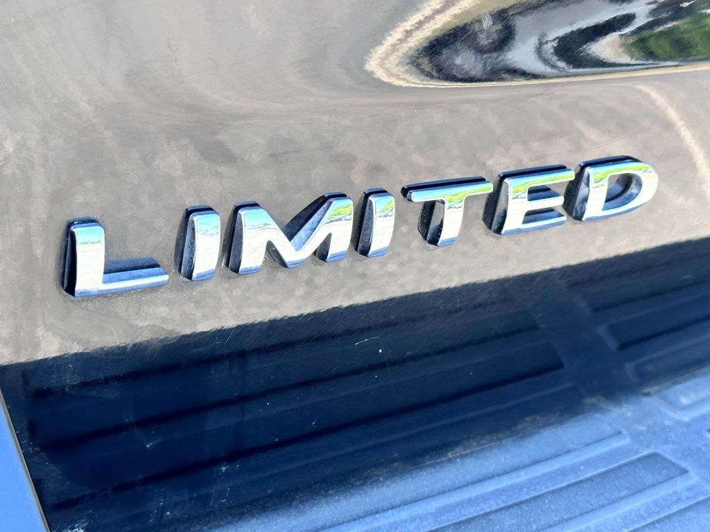 2024 Ford Expedition Limited w/Captain's Chair Pkg San Clemente CA