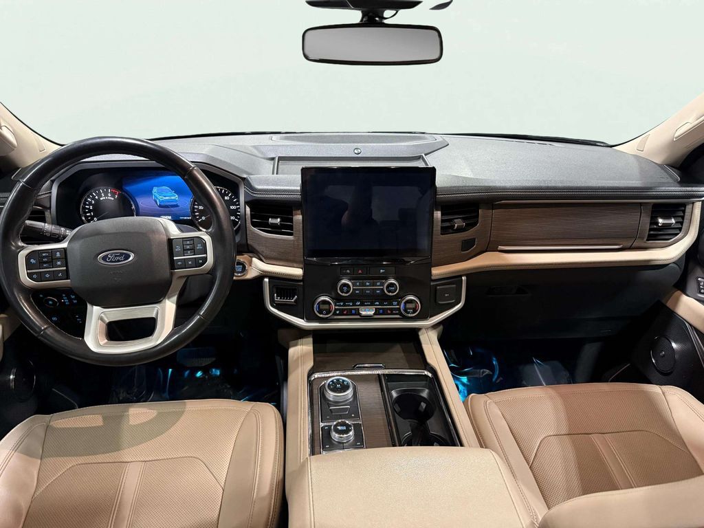 2024 Ford Expedition Limited w/Captain's Chair Pkg San Clemente CA