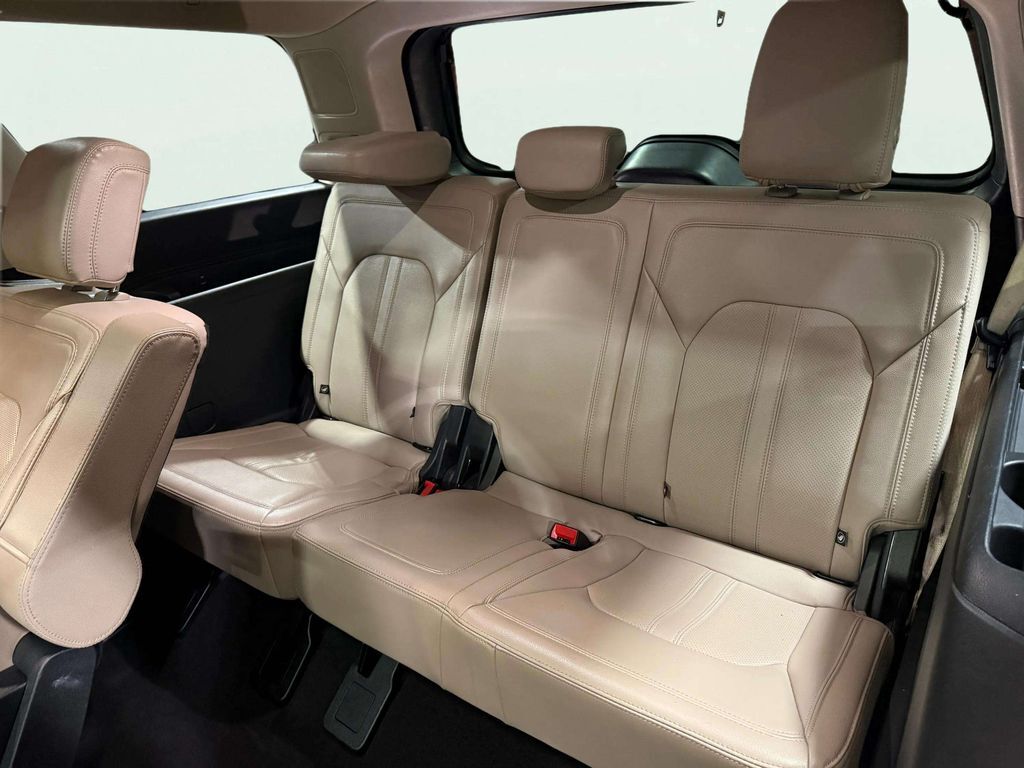 2024 Ford Expedition Limited w/Captain's Chair Pkg San Clemente CA