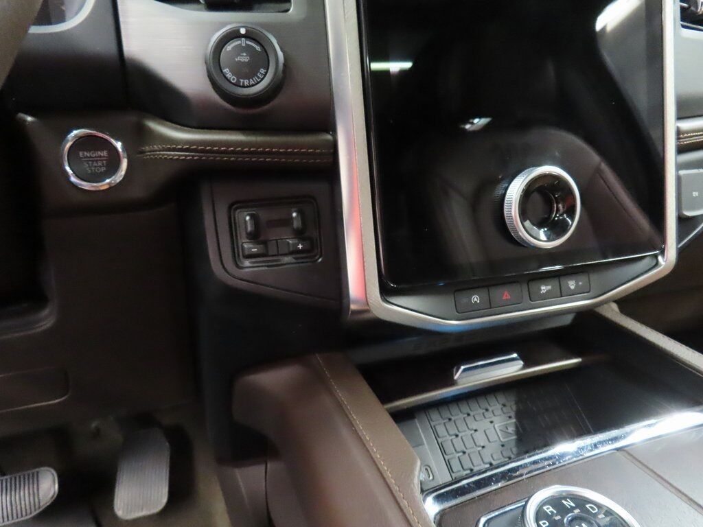 2024 Ford Expedition Max King Ranch 4WD Fond du Lac WI 2024 Ford Expedition Max King Ranch 4WD Fond du Lac WI