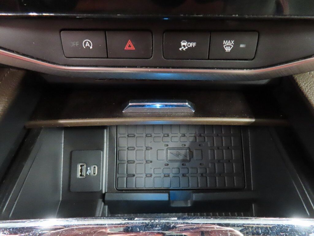 2024 Ford Expedition Max King Ranch 4WD Fond du Lac WI 2024 Ford Expedition Max King Ranch 4WD Fond du Lac WI