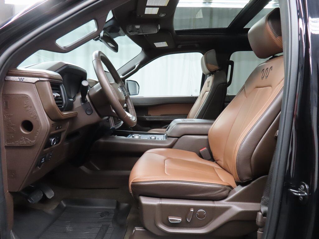 2024 Ford Expedition Max King Ranch 4WD Fond du Lac WI 2024 Ford Expedition Max King Ranch 4WD Fond du Lac WI