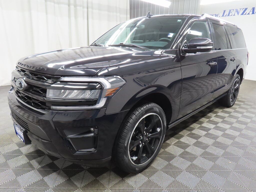 2024 Ford Expedition Max Limited 4WD 8 Passenger Fond du Lac WI 2024 Ford Expedition Max Limited 4WD 8 Passenger Fond du Lac WI