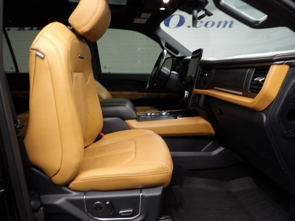 2024 Ford Expedition Max Platinum 4WD Fond du Lac WI 2024 Ford Expedition Max Platinum 4WD Fond du Lac WI