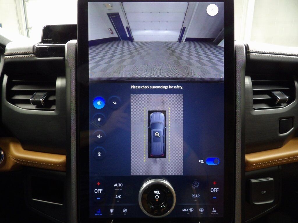 2024 Ford Expedition Max Platinum 4WD Fond du Lac WI 2024 Ford Expedition Max Platinum 4WD Fond du Lac WI