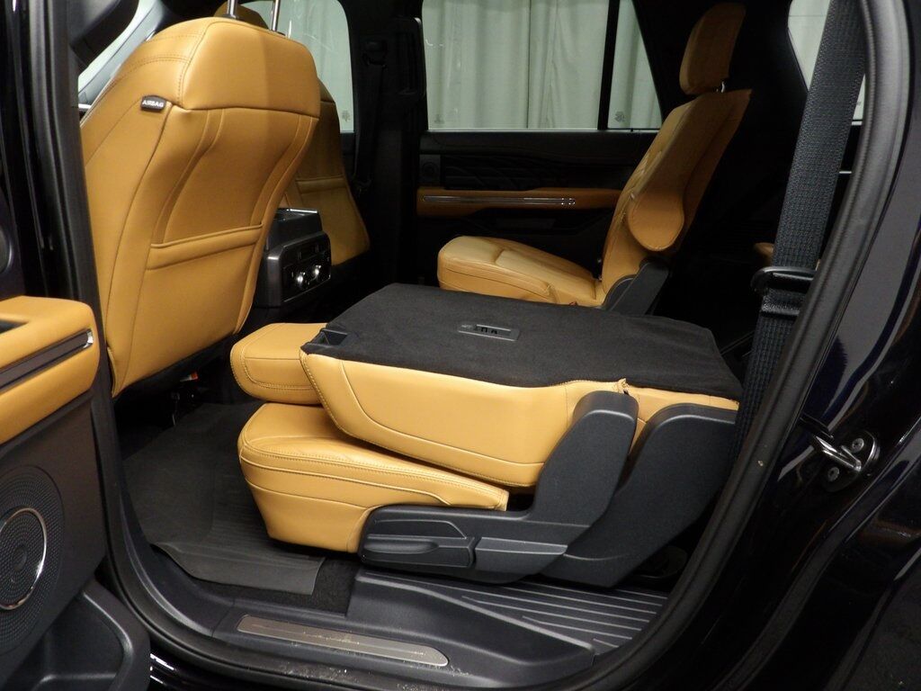 2024 Ford Expedition Max Platinum 4WD Fond du Lac WI 2024 Ford Expedition Max Platinum 4WD Fond du Lac WI