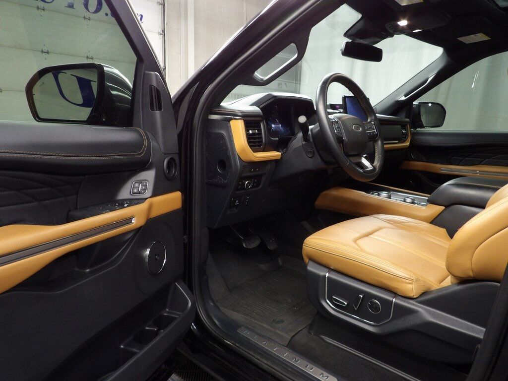 2024 Ford Expedition Max Platinum 4WD Fond du Lac WI 2024 Ford Expedition Max Platinum 4WD Fond du Lac WI