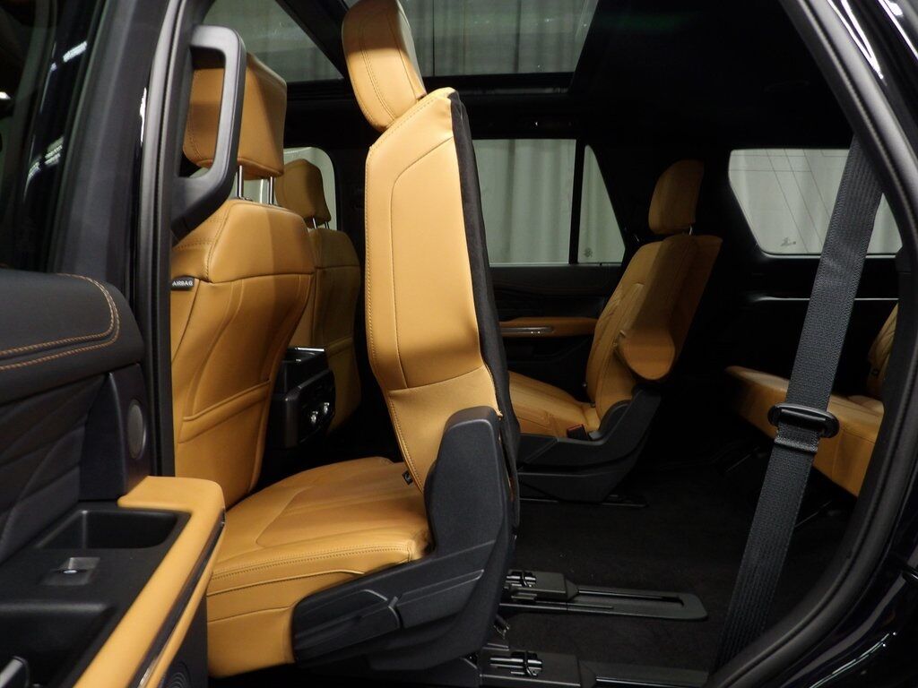 2024 Ford Expedition Platinum 4WD Fond du Lac WI