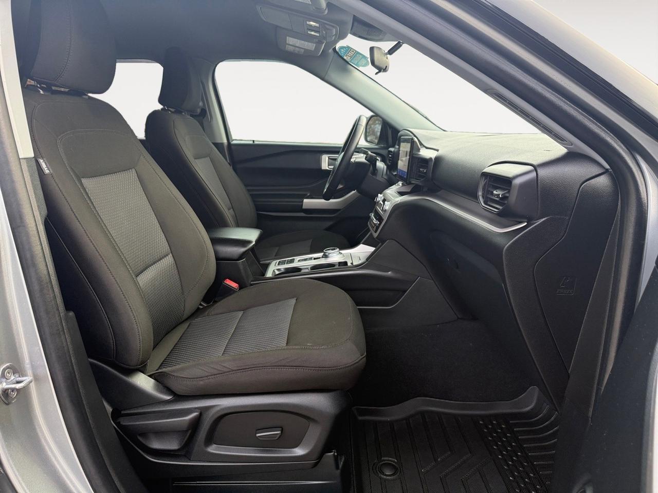 2024 Ford Explorer XLT, POWER LIFTGATE, APPLE CARPLAY/ANDROID AUTO, CAPTAINS CHAIRS, 3RD ROW, BACKUP CAMERA, BLIND SPOT ALERT, AUTO START/STOP, LANE KEEP ASSIST, ONLY 1 OWNER, LOW MILES, CLEAN CARFAX, VIRGINIA OWNED, EXPLORE THE ROAD TODAY! Norfolk VA 2024 Ford Explorer XLT, POWER LIFTGATE, APPLE CARPLAY/ANDROID AUTO, CAPTAINS CHAIRS, 3RD ROW, BACKUP CAMERA, BLIND SPOT ALERT, AUTO START/STOP, LANE KEEP ASSIST, ONLY 1 OWNER, LOW MILES, CLEAN CARFAX, VIRGINIA OWNED, EXPLORE THE ROAD TODAY! Norfolk VA