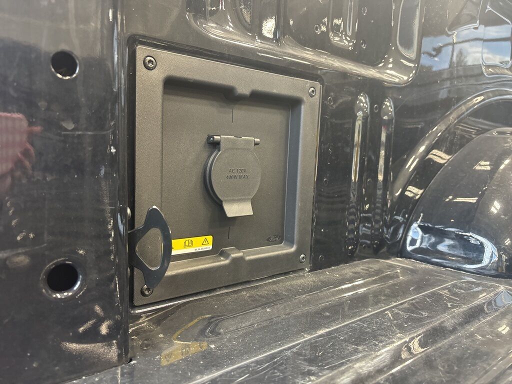 2024 Ford F-150 4x4 SuperCrew Lariat Fond du Lac WI 2024 Ford F-150 4x4 SuperCrew Lariat Fond du Lac WI