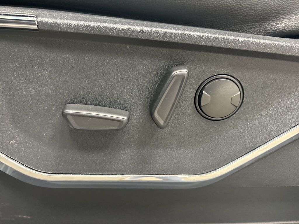 2024 Ford F-150 4x4 SuperCrew Lariat Fond du Lac WI 2024 Ford F-150 4x4 SuperCrew Lariat Fond du Lac WI