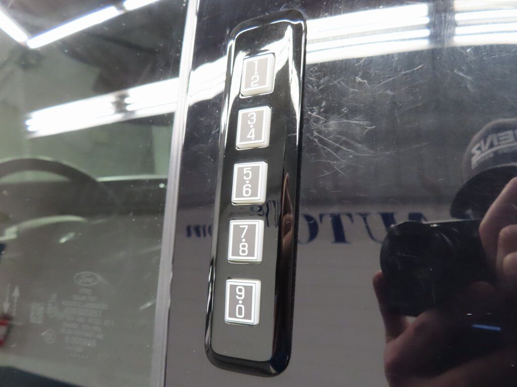 2024 Ford F-150 4x4 SuperCrew Lariat Fond du Lac WI